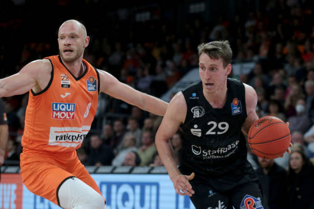 不仅是单纯 不仅是单纯