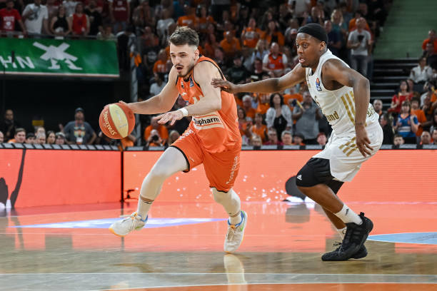 寻求更大的 寻求更大的