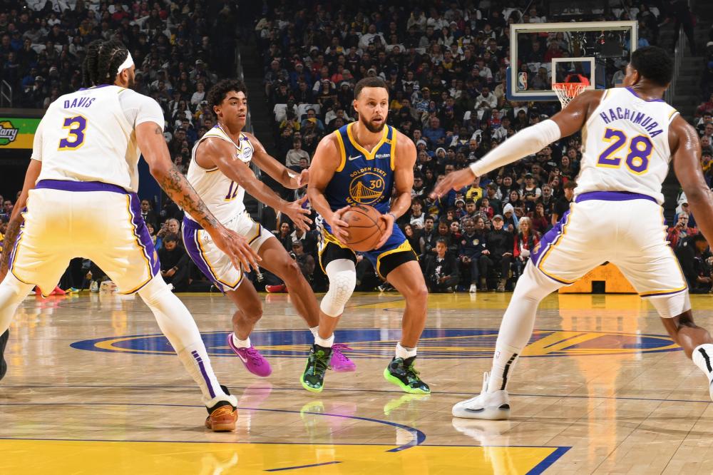 全场压制 全场压制